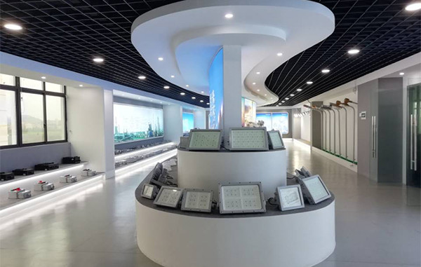 狗万产品展示厅