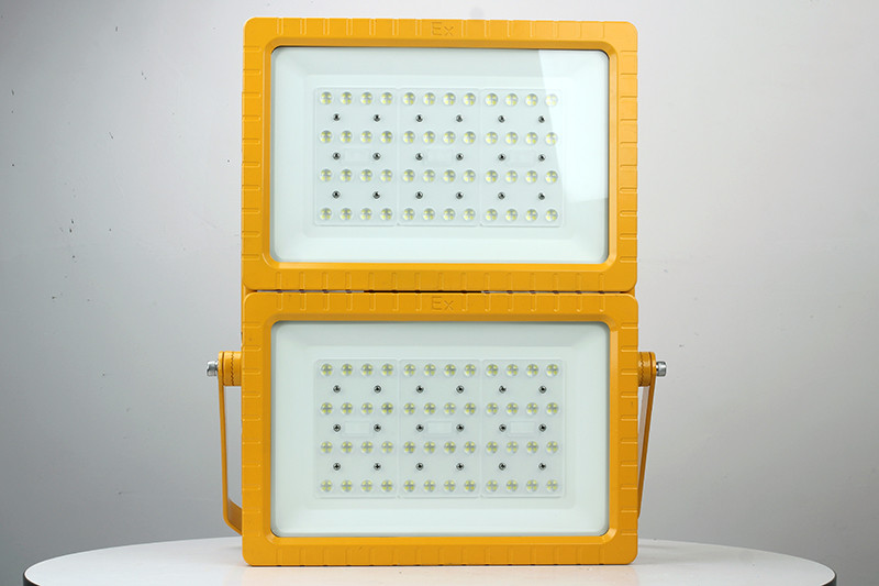 XQD8100LED防爆灯-II型亮黄色
