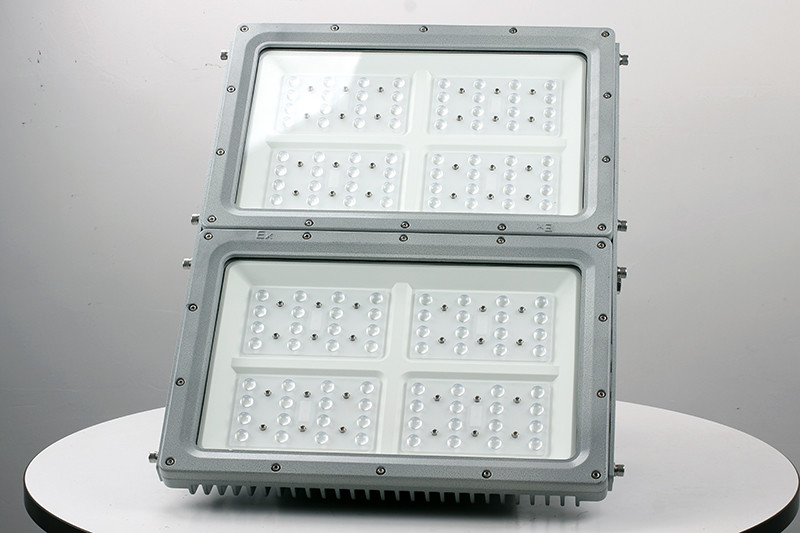 XQL8102TLED防爆灯IV型