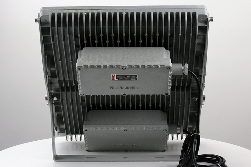 XQL8102TLED防爆灯IV型