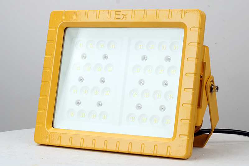XQD8100LED防爆灯-I型亮黄色