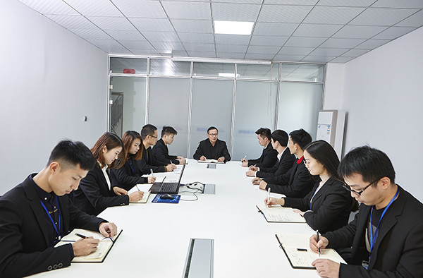 狗万会议室宽600